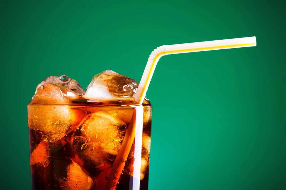 خرید نوشابه بدون قند